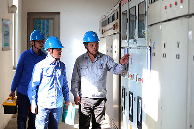 国网宁海县供电公司 用电安全“智囊团”进车间，精准把脉守护企业用电安全